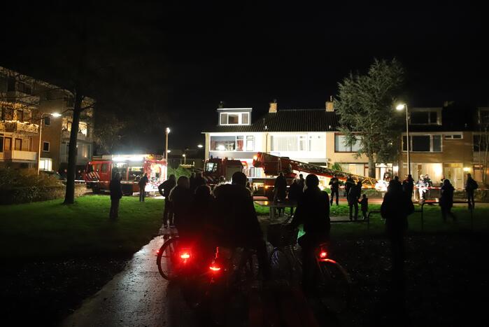 Schoorsteenbrand snel onder controle