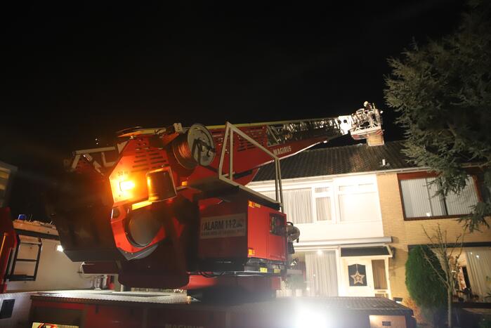 Schoorsteenbrand snel onder controle