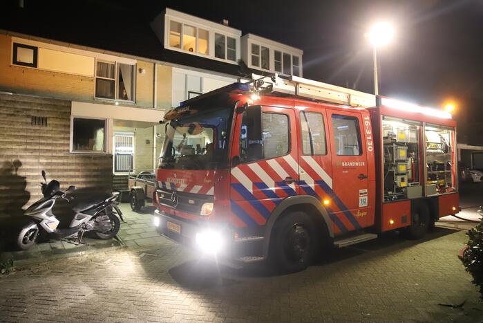 Twee auto's volledig uitgebrand