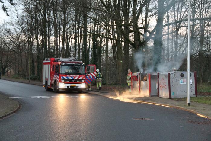 Fikse brand in plastic container