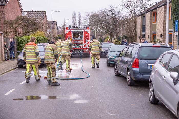 Meerdere straten bevuild met onbekende vloeistof