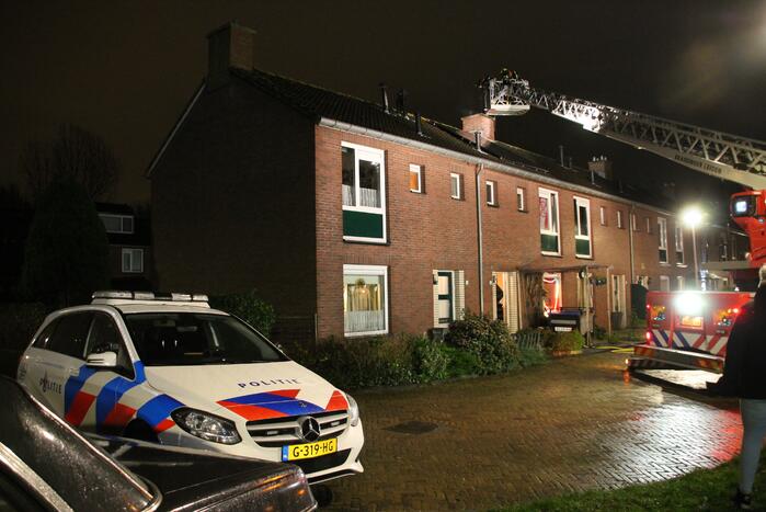 Uitslaande brand in schoorsteen