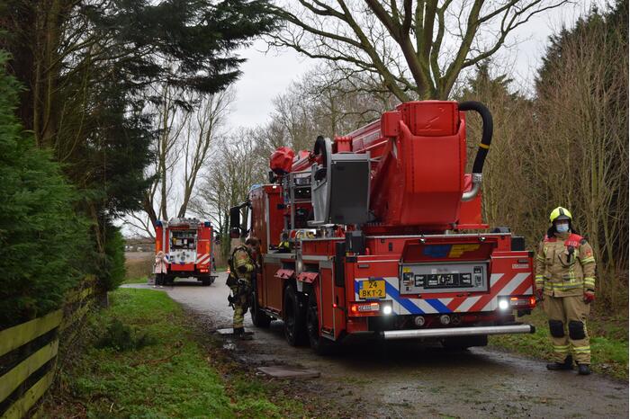 Takken dreigen op de weg te vallen