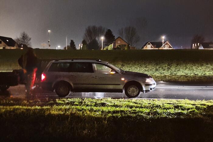 Schade na botsing tussen twee voertuigen