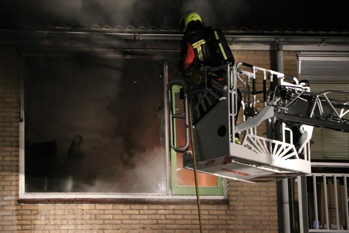Flinke uitslaande brand in woning