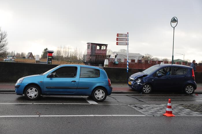 Grote schade bij kop staart botsing
