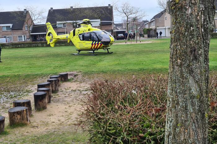 Traumahelikopter geland voor incident