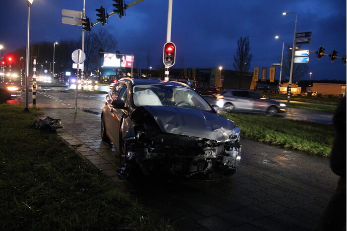 Veel schade bij verkeersongeluk