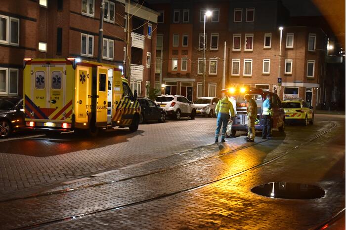 Arrestatieteam doet inval in woning