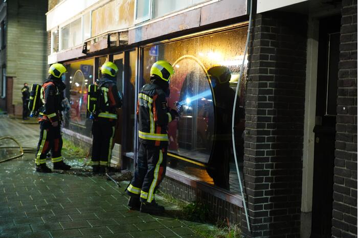 Vuurwerk vernield ruit leegstaande Chinees restaurant