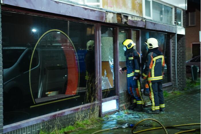 Vuurwerk vernield ruit leegstaande Chinees restaurant