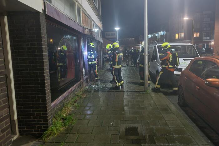 Vuurwerk vernield ruit leegstaande Chinees restaurant