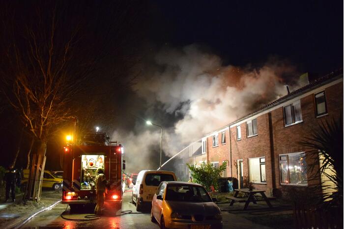 Persoon overleden bij uitslaande woningbrand