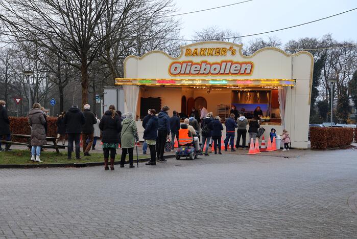 Topdrukte bij Bakkers Oliebollen