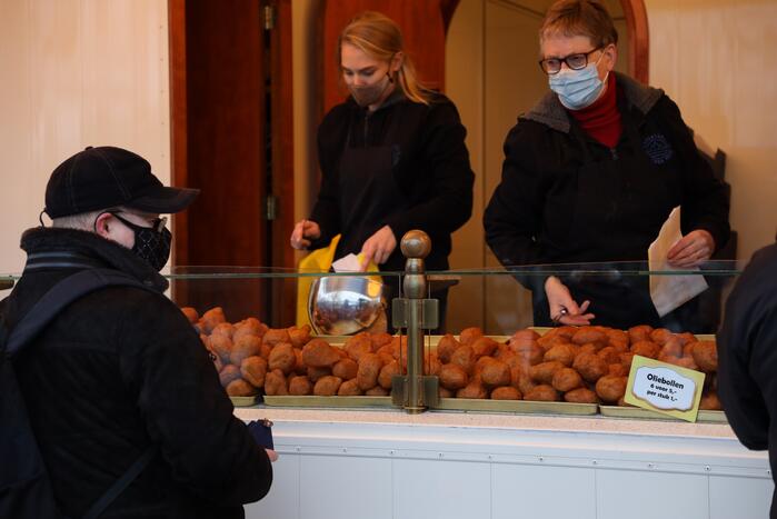 Topdrukte bij Bakkers Oliebollen