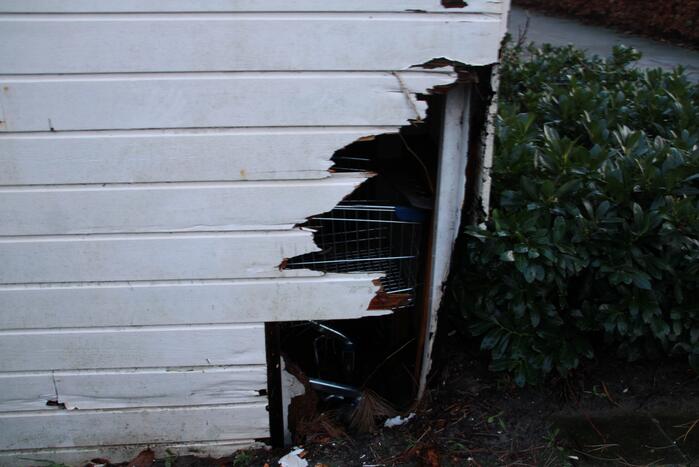 Brand in schuur snel geblust