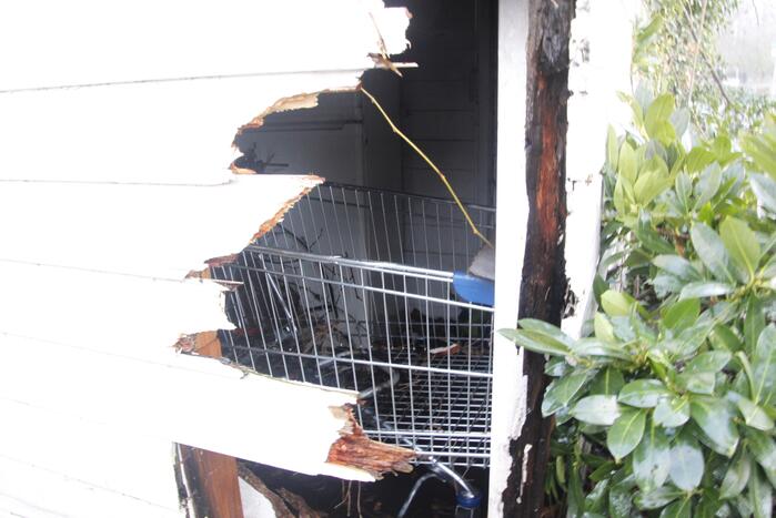 Brand in schuur snel geblust