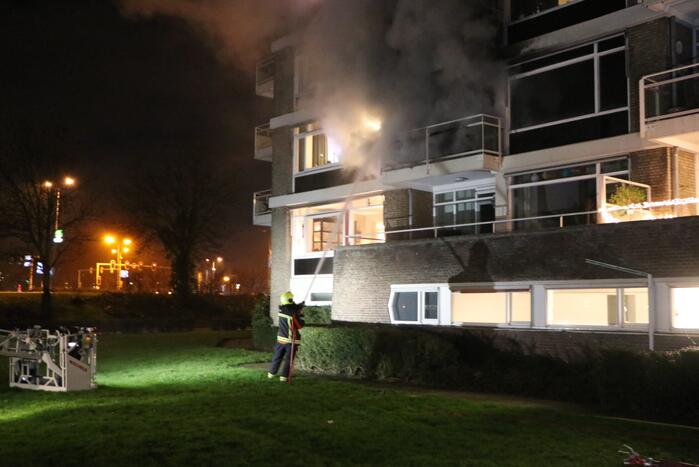 Uitslaande brand in flatwoning