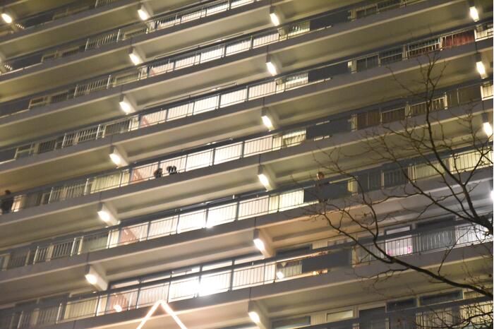 Keukenbrand snel door bewoners geblust