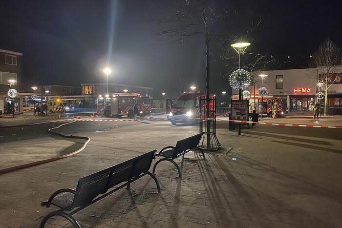 Grote uitslaande brand in woning