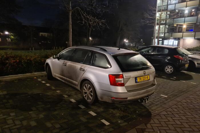 Poging tot brandstichting bij auto mislukt