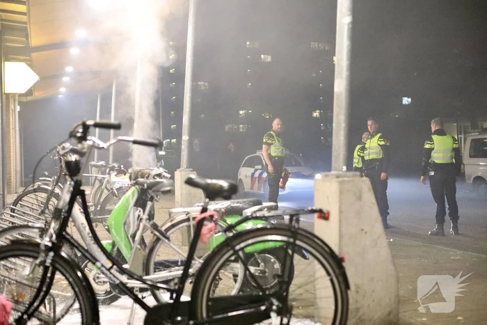 Deelscooter verwoest door brand