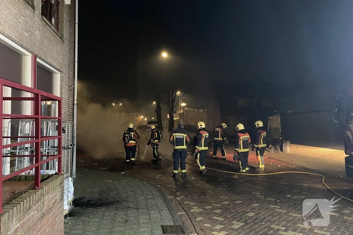 Vuurwerkafval snel geblust