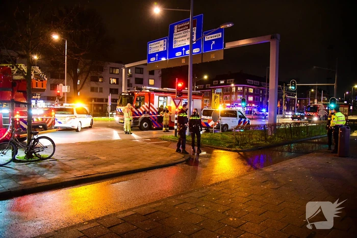 Bewoner ademt rook in bij keukenbrand