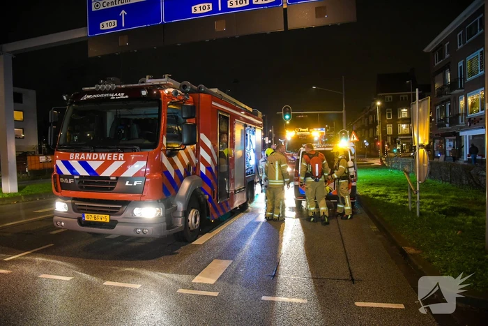 Bewoner ademt rook in bij keukenbrand