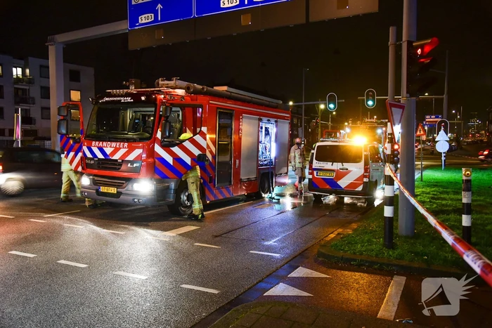 Bewoner ademt rook in bij keukenbrand