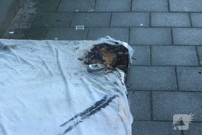 Drie bewoners ademen rook in bij brand in woning