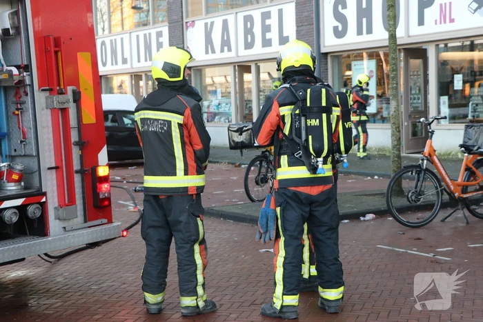 Gaslucht in een elektronicawinkel