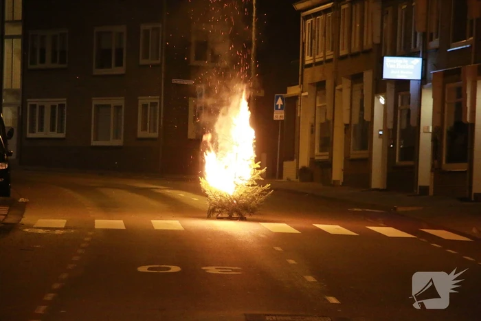 Onrustige nacht door jongeren