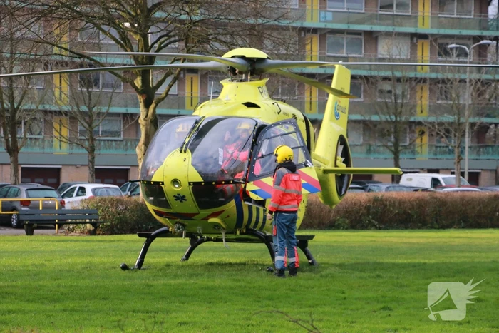 Traumahelikopter landt voor incident in woning