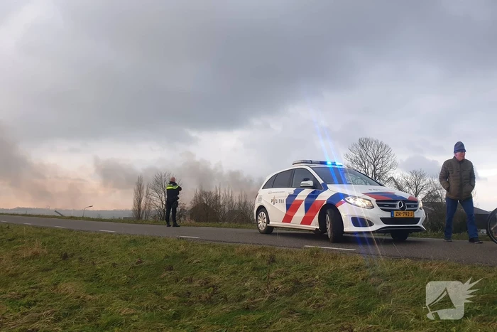 Veel rookontwikkeling bij brand in schuur