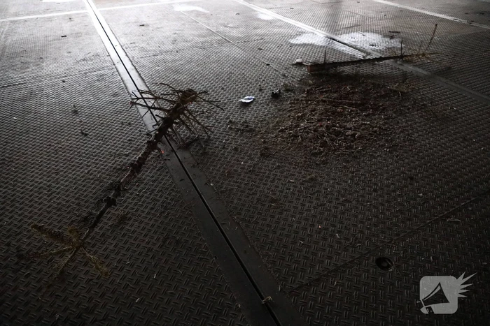 Kerstbomen in brand gestoken in parkeergarage