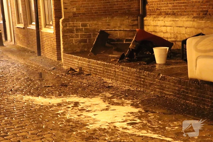 Bank gaat in vlammen op