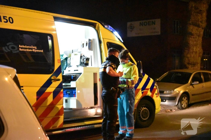 Twee gewonden bij steekincident in woning