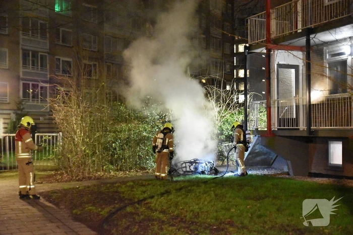 Scooter verwoest door brand
