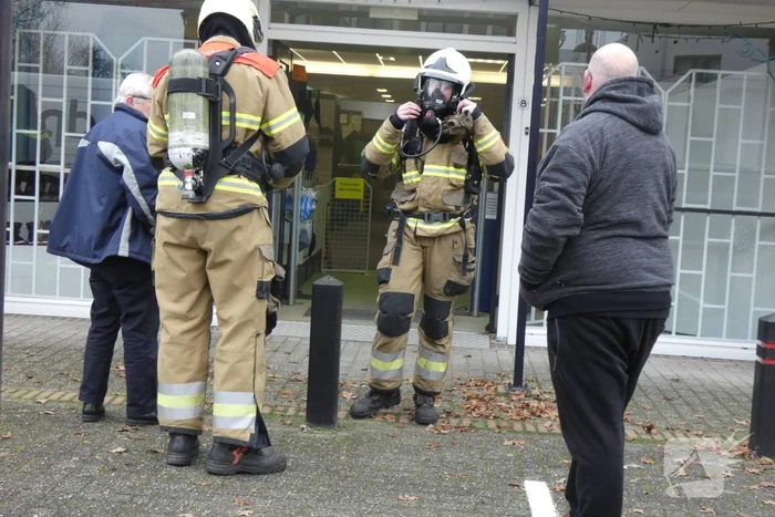 Veel rook bij brand in winkel