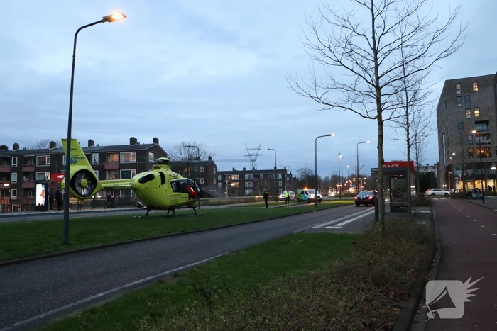 Traumahelikopter landt voor incident in woning