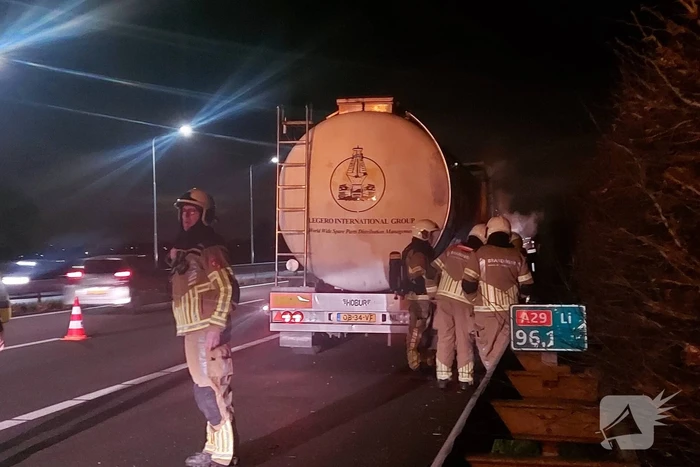 Brand in vrachtwagen snel onder controle