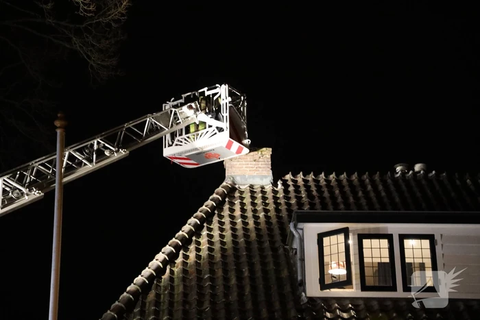 Schoorsteenbrand snel geblust