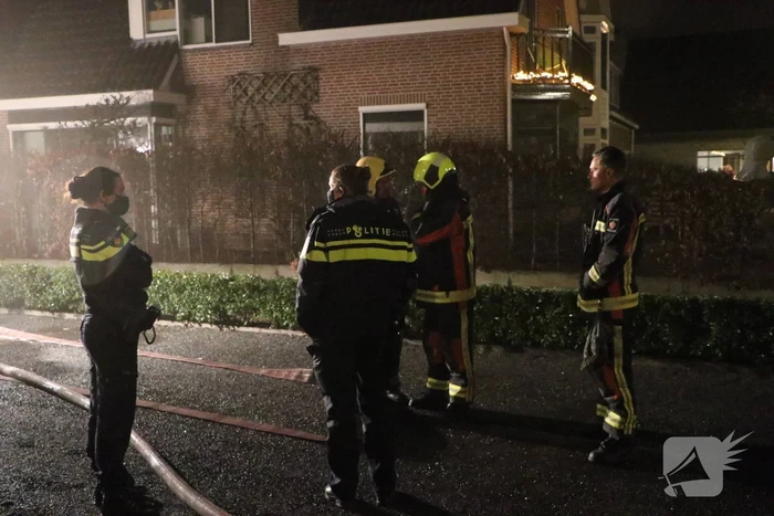 Veel rookontwikkeling bij brand in woning