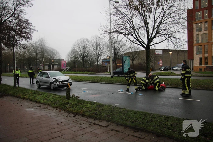 Ernstige aanrijding tussen twee auto's