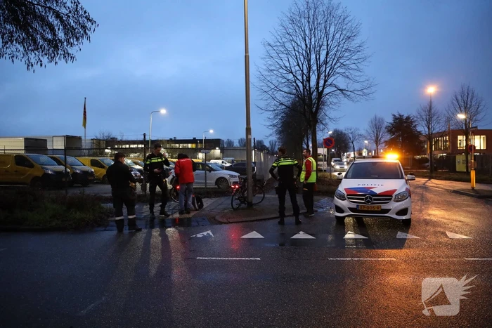 Fietser gewond bij botsing met auto