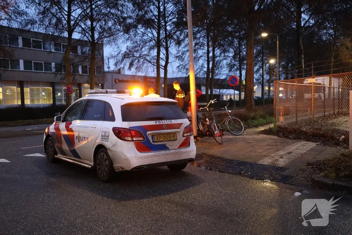 Fietser gewond bij botsing met auto