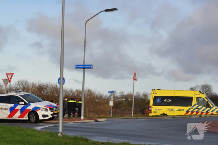 Fietser gewond bij aanrijding op oversteekplaats