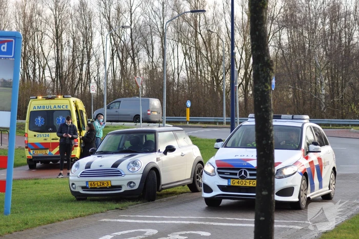Fietser gewond bij aanrijding op oversteekplaats