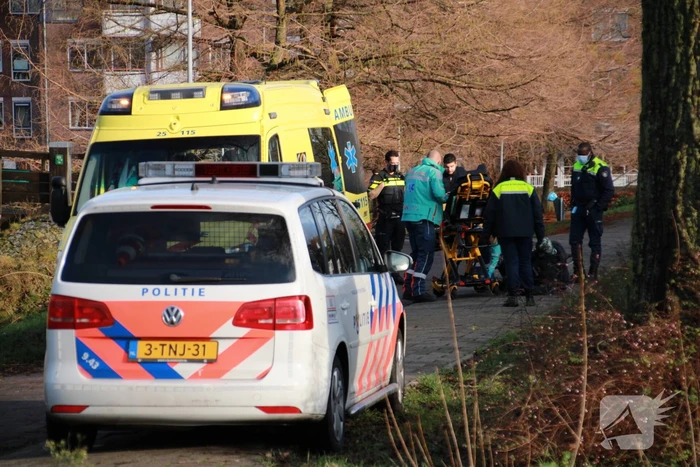 Man gewond na val met fiets